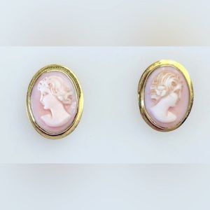 Antique 14K Yellow Gold Carved Shell Cameo Pierced Earrings